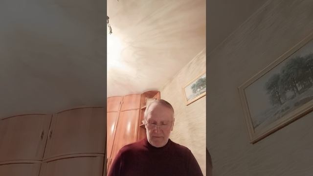 Ибо корень всех зол есть сребролюбие,которому предавшись,некоторые уклонились от веры и сами себя... смотреть онлайн