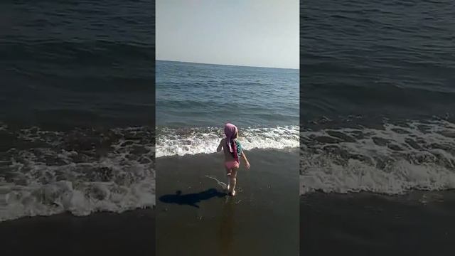 Umbrella beach novotel fujerah смотреть онлайн