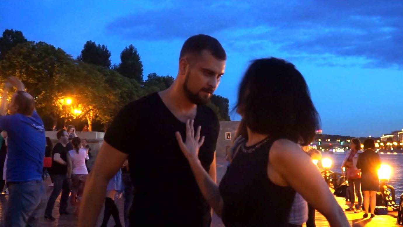 DANCA KIZOMBA  (Хастл ОпенЭйр)