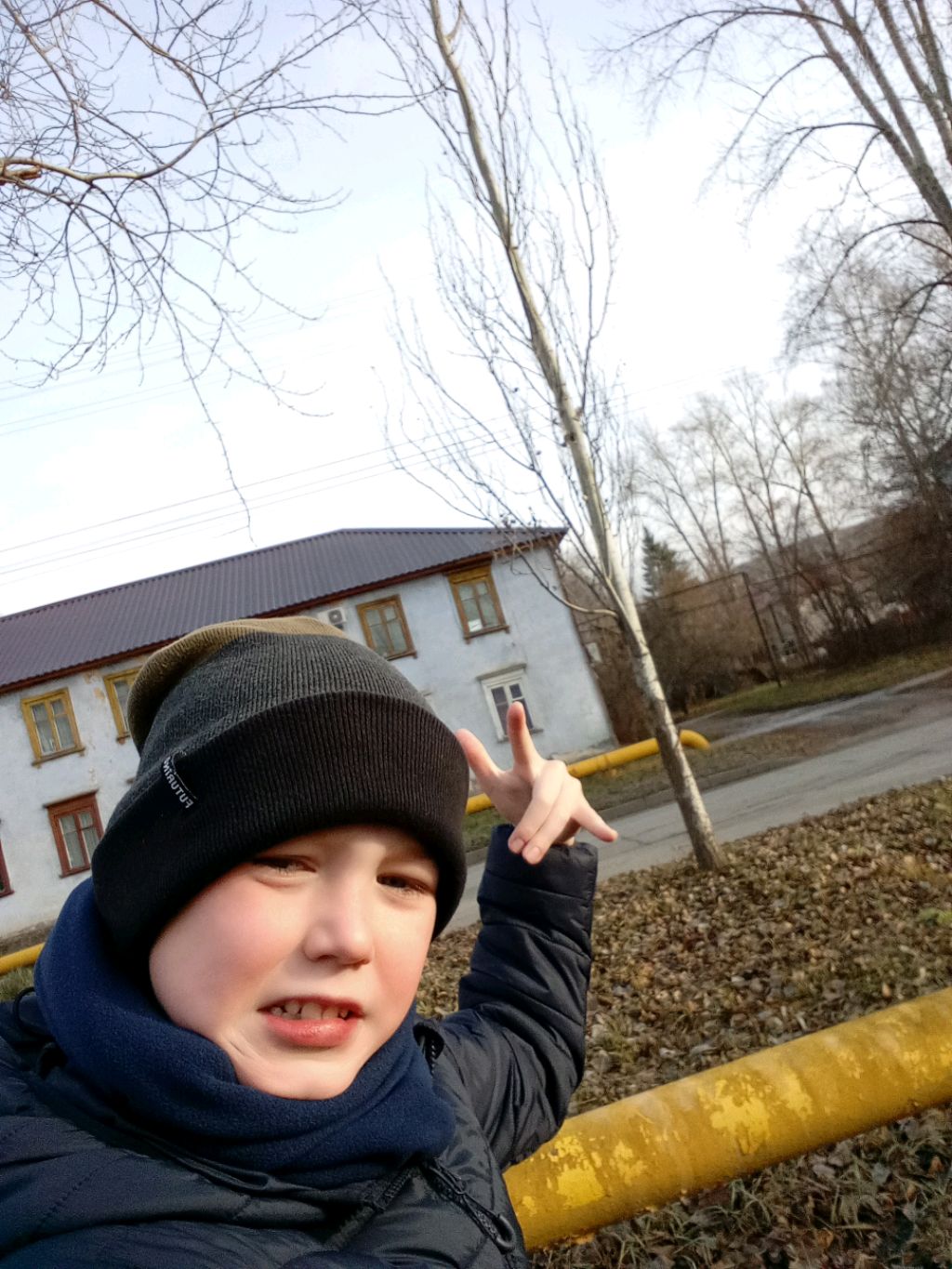 заброшиная машына