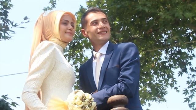 Ayşenur & Uğur ( Bana Ellerini Ver ) смотреть онлайн