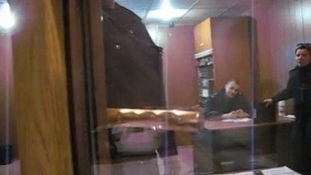 12.04.17: Шевченковський відділ поліції м. Харкова - як "футболят" заяви громадян про злочини! смотреть онлайн