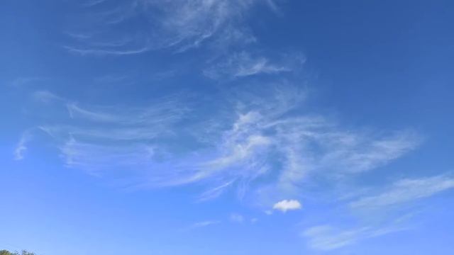 необычные облака на небе в Заполярном смотреть онлайн