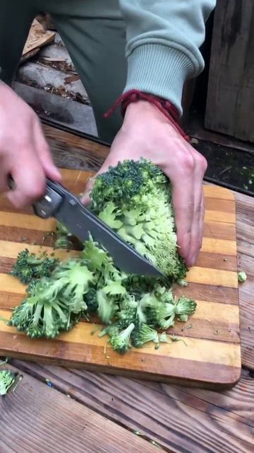 Asmr тест на цветной капусте - складного ножа Каратель из стали S390‼️😹 смотреть онлайн