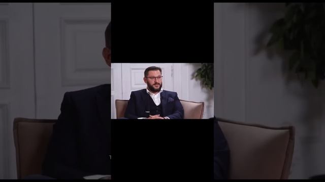 Мужчина занимается сексом ,чтобы разрядиться. смотреть онлайн