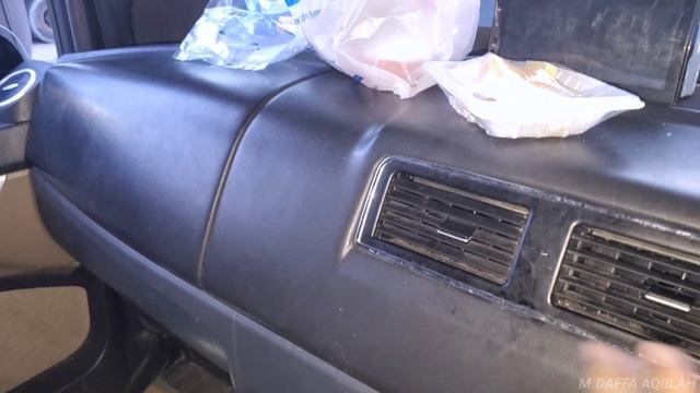 Grebek Interior dari Sitrak C7H.480 L Cab Euro 5 6x6 Hub TH Milik PT AJT. смотреть онлайн