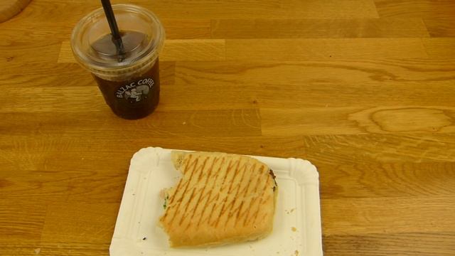 Schäfer's - Panini Chicken / Hähnchen Caesars смотреть онлайн