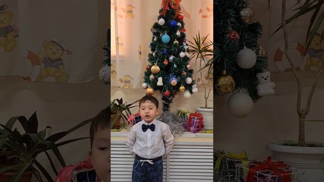 НОВОГОДНЕЕ ПОЗДРАВЛЕНИЕ ГРУППЫ ОДУВАНЧИК смотреть онлайн