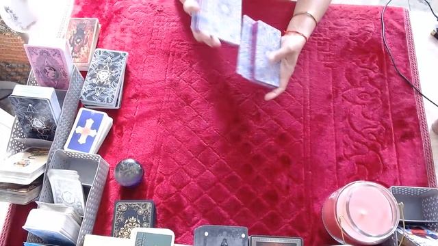 LIVE free yes and no TAROT ANSWERING PERSONAL QUESTION смотреть онлайн