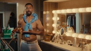 мужик из рекламы олд спайс снова в деле (ролик с СуперБоула LIX по версии Кураж-Бамбей)