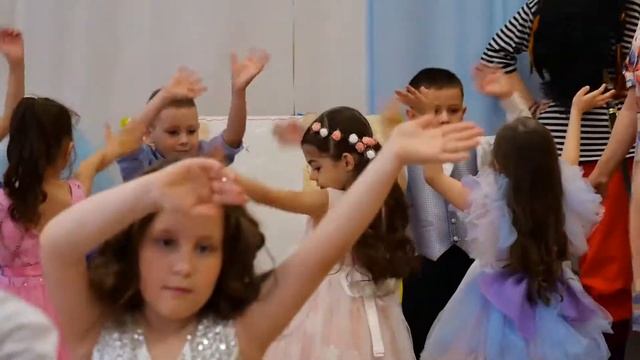 Выпускной финальный танец!!! смотреть онлайн