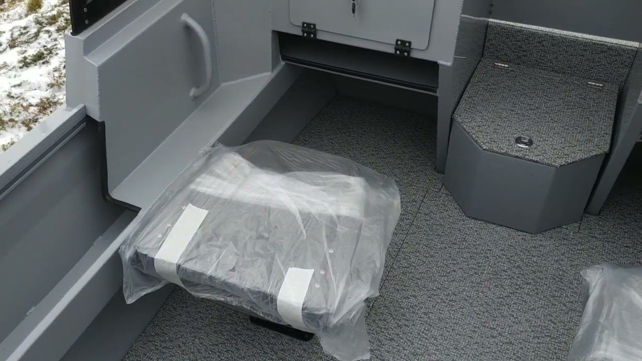 Видеообзор мотолодки Bester-450DC