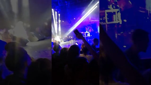 .АНДО | КЛИП КАТЯ АДУШКИНА смотреть онлайн