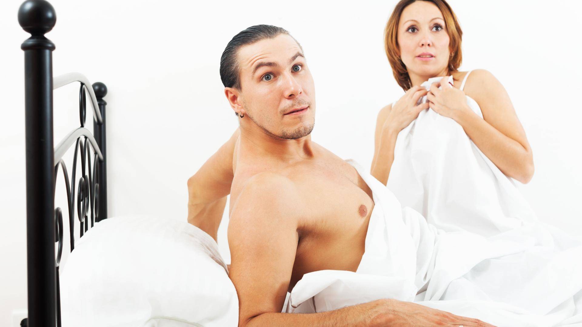 Как понять изменяет ли вам ваша жена или девушка