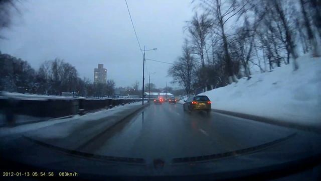 Первая запись авторегистратора Blackvue DR400G-HD смотреть онлайн