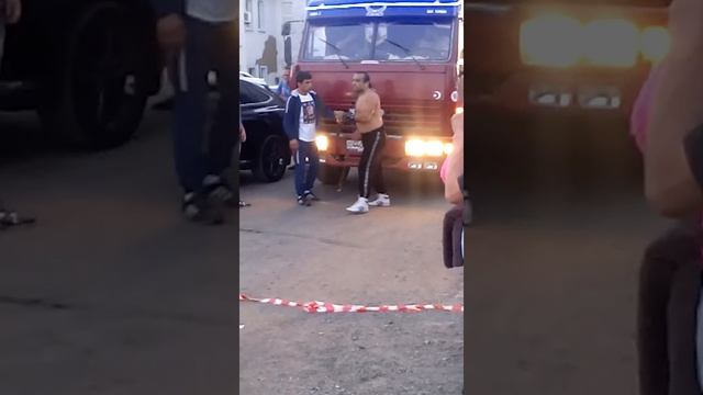 Силач-Йог Амир в Соль-Илецке смотреть онлайн