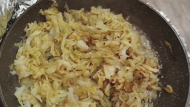 ТУШЕНАЯ КАПУСТА САМЫЙ ПРОСТОЙ РЕЦЕПТ смотреть онлайн