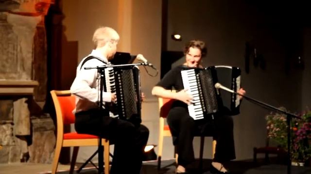 Kinderlied, Y. Kukusenko "Es war einmal ein Zieglein bei einer Großmutter" (Suite) смотреть онлайн
