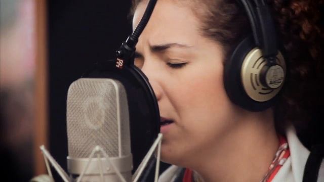 Vanessa da Mata - "O Tal Casal" - webclipe oficial смотреть онлайн