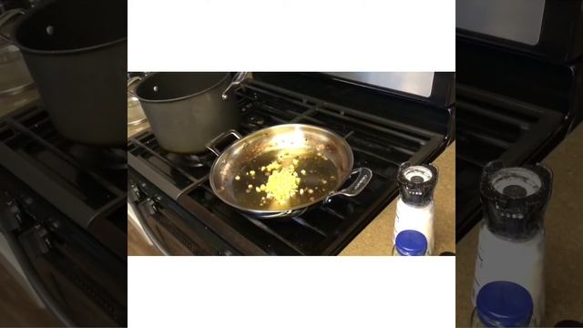 Classic Meat Lasagna Roll Ups смотреть онлайн