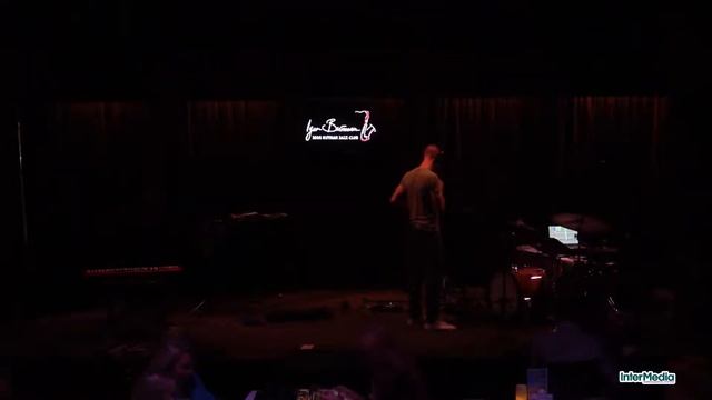 Live: Fantine (вокал)/США и её группа смотреть онлайн