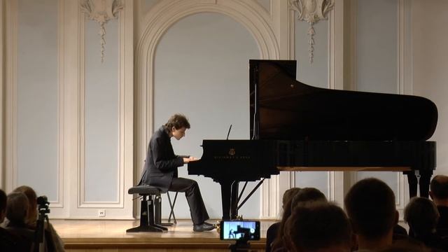 Р.Tchaikovsky Valse à cinq temps ор.72 смотреть онлайн