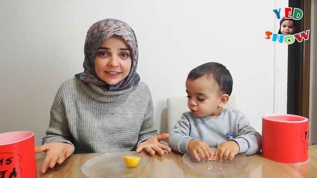 YED SHOW Tabaktan Ne Çıkarsa Ye Challenge Oyunu Oynadık Annesi Mızıkçı Oldu Eğlenceli Çocuk Videosu смотреть онлайн