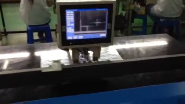 CNC auto CCD Guide Hole Punching Machine Camera Positioning Puncher смотреть онлайн