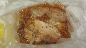 СОЧНОЕ И НЕЖНОЕ КУРИНОЕ ФИЛЕ ЗАПЕКАЕМ В ДУХОВКЕ В ПАКЕТЕ.
