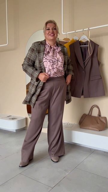 💊 Капсула 💊 с костюмами жилеточными смотреть онлайн