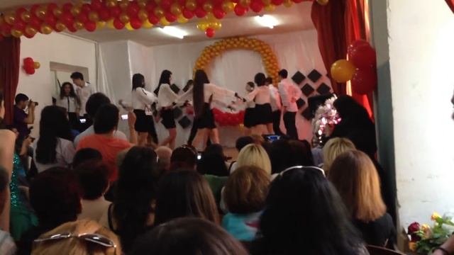 школа № 104 "выпускной вальс" смотреть онлайн