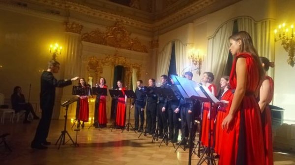 Русская народная песня «Во лесочке комарочков» (в обработке А. В. Михайлова)