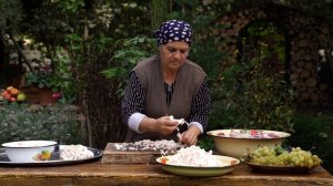 Kənd Həyatı.  Lamb the Old Fashioned Way  Simple and Lasting