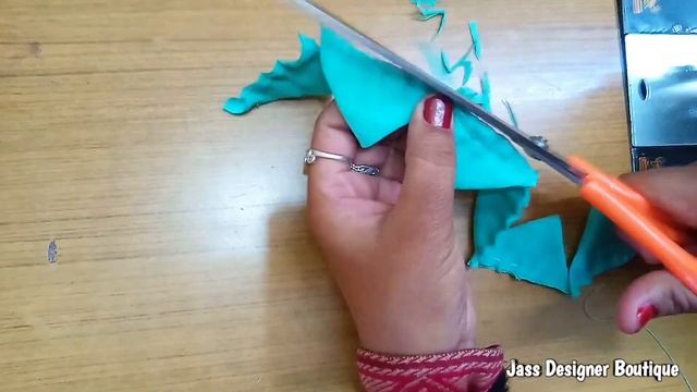 Fabric Ke Phool Bnane Seekh Lo Bhot Trend Hai Aaj kal Inka смотреть онлайн