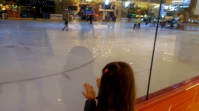 Dubai mall смотреть онлайн