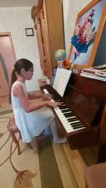 Мухамеджанова Алтынай 5 Б класс смотреть онлайн
