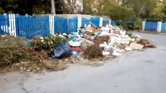 Светлое будущее, ул. Ал-ру. Чел Бун угол Каса Маре, г. Единец, Молдова.(1) смотреть онлайн