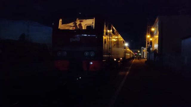 Лучшая локомотивная брига Электровоза ЭП2К - 411 смотреть онлайн