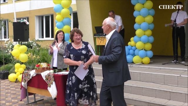 Останній дзвоник - 2024 смотреть онлайн