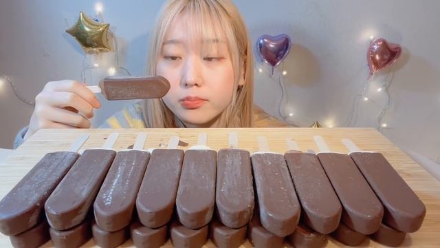ASMR パキシエル40本❗️ Crispy Chocolate Ice Cream【日本語字幕】【咀嚼音/ Mukbang/ Eating Sounds】 смотреть онлайн