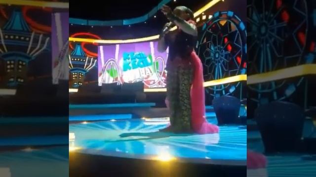 Saat Check Sound di Studio Trans7 (Dimas Niken Salindri) смотреть онлайн