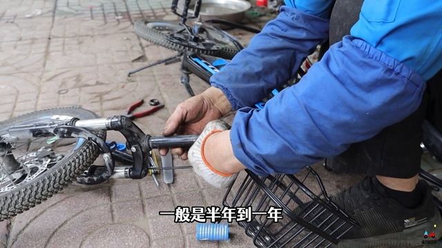 兒童山地自行車轉向不靈活，車把劇烈晃動，原來是前叉的故障 смотреть онлайн