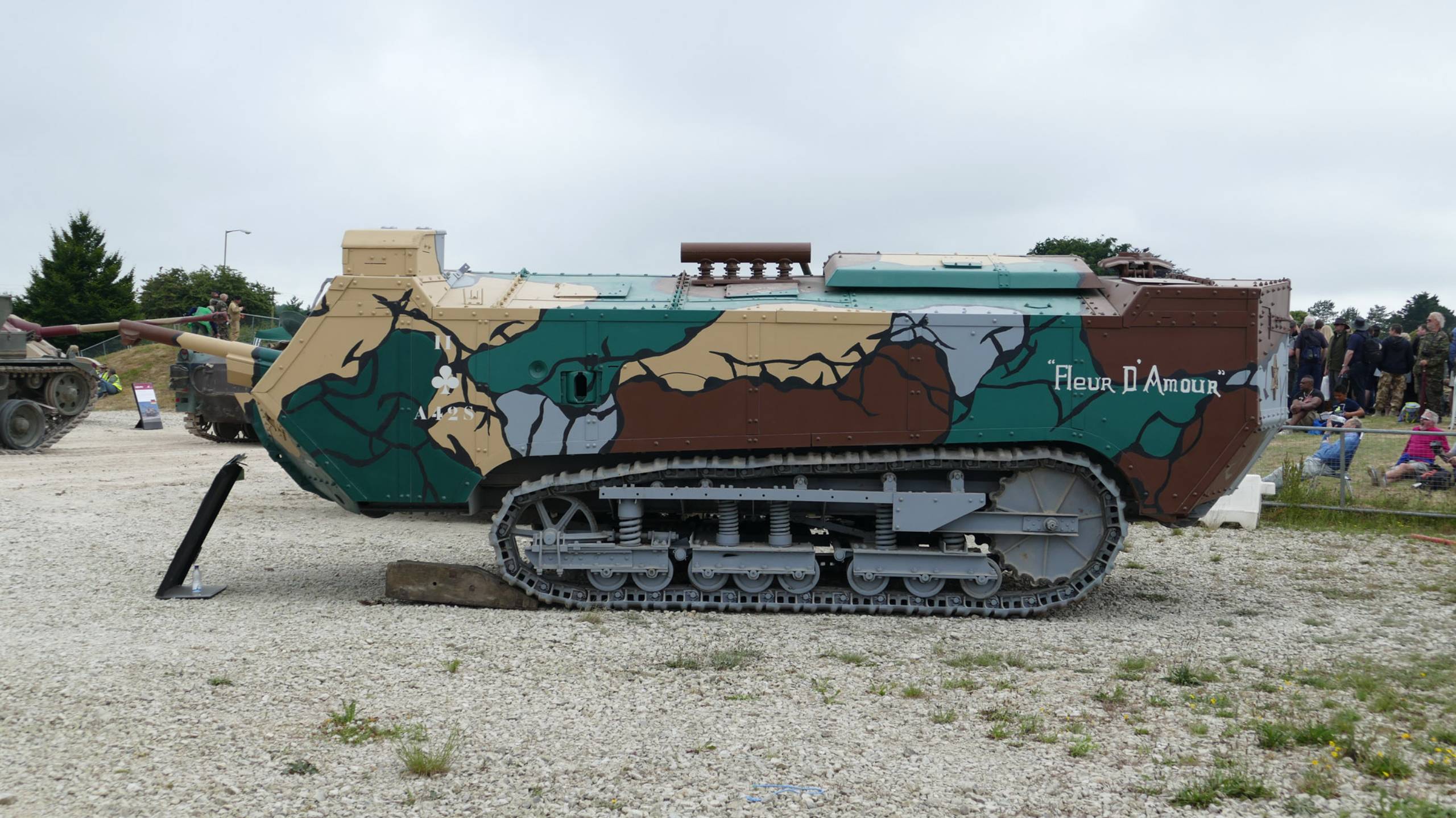Реплики Tank Mark IV и A7V, а также оригинальный Saint Chamond, Tankfet-2017