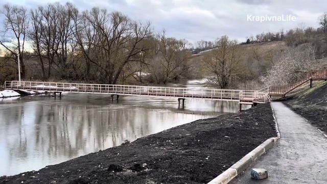 Река Плава разлилась в Крапивне смотреть онлайн