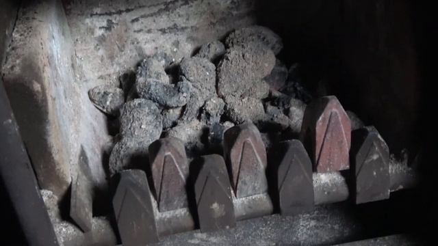 How to keep warm on a canal narrowboat | Reviewing Coffee Logs from Bio-Bean смотреть онлайн