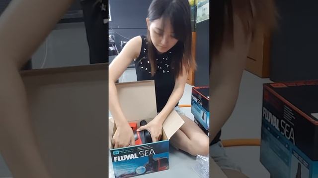 Fluval sea water pump смотреть онлайн