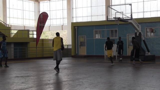 RSR: Basketball; IPRC-South star Sunny Munyandamutsa смотреть онлайн