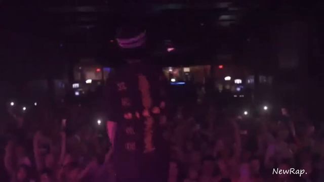 8#LIL XAN-включил трек LIL PEEP AWFUL THINGS на своём концерте смотреть онлайн