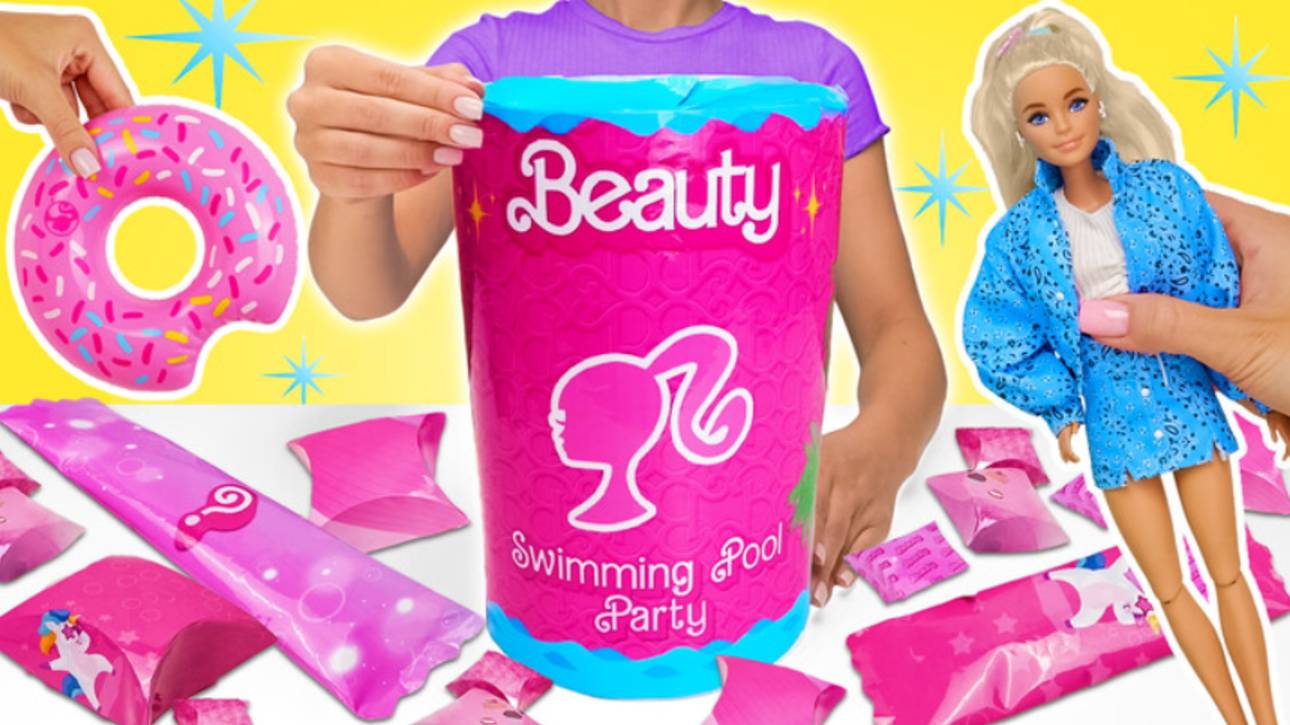 Крутая распаковка с сюрпризом! Устраиваем вечеринку у бассейна для кукол! смотреть онлайн