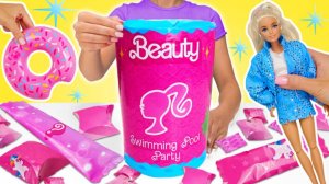 Крутая распаковка с сюрпризом! Устраиваем вечеринку у бассейна для кукол!